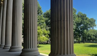 MIT Building 10 Columns
